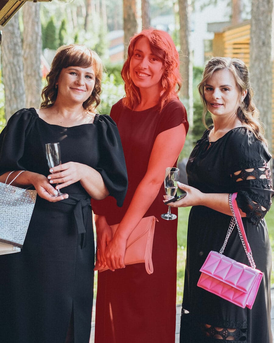 Прибирання людей з фото — професійне редагування фотографій